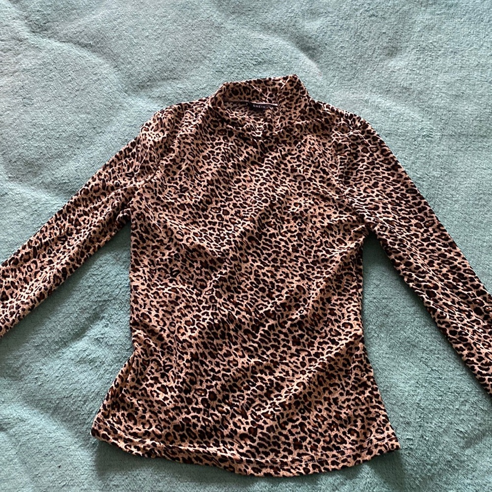 Cheetah print long sleeve